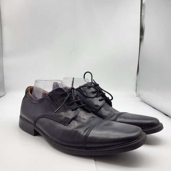 Clarks 9.5 Mens Lace up dress shoes Dapper Trendy Career main image 5
